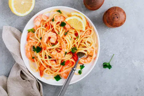 pasta sa kozicama